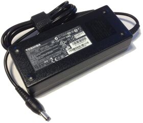 Toshiba 19V 6.32A 120W 5.5*2.5 PA-1121-04 PA3717E-1AC3 PA3290U-2ACA PA3336U-2ACA PA3290U-3ACA PA3717U-1ACA AC Adapter Charger